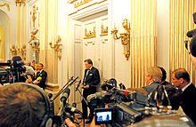 Nobel2008Literature news conference1.jpg