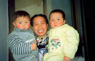 Children and mother from Kaifeng, China