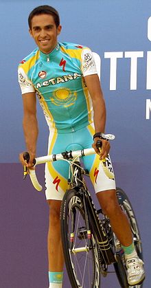 Alberto Contador Tour 2010 team presentation.jpg