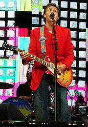 McCartney performing in Prague, 6 June 2004