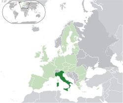 Localisation de l'Italie (vert foncé) - en Europe (vert et gris foncé) - dans l'Union européenne (vert) - [Légende]