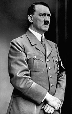 Bundesarchiv Bild 183-S33882, Adolf Hitler retouched.jpg