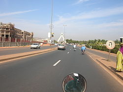 Bamako en construction.JPG